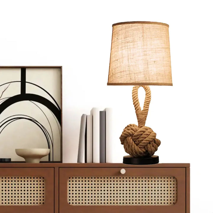 The Knot Table Lamp