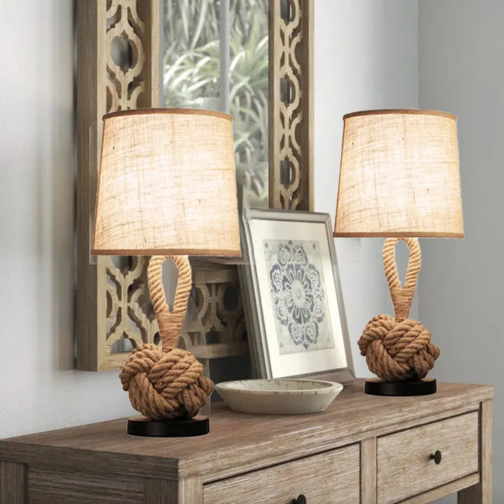 The Knot Table Lamp