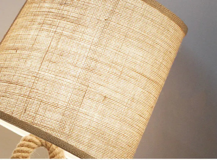 The Knot Table Lamp